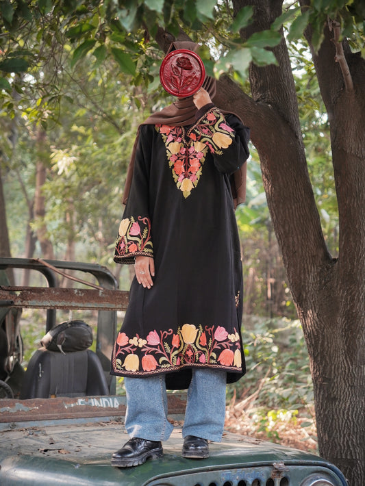 Noor - Black