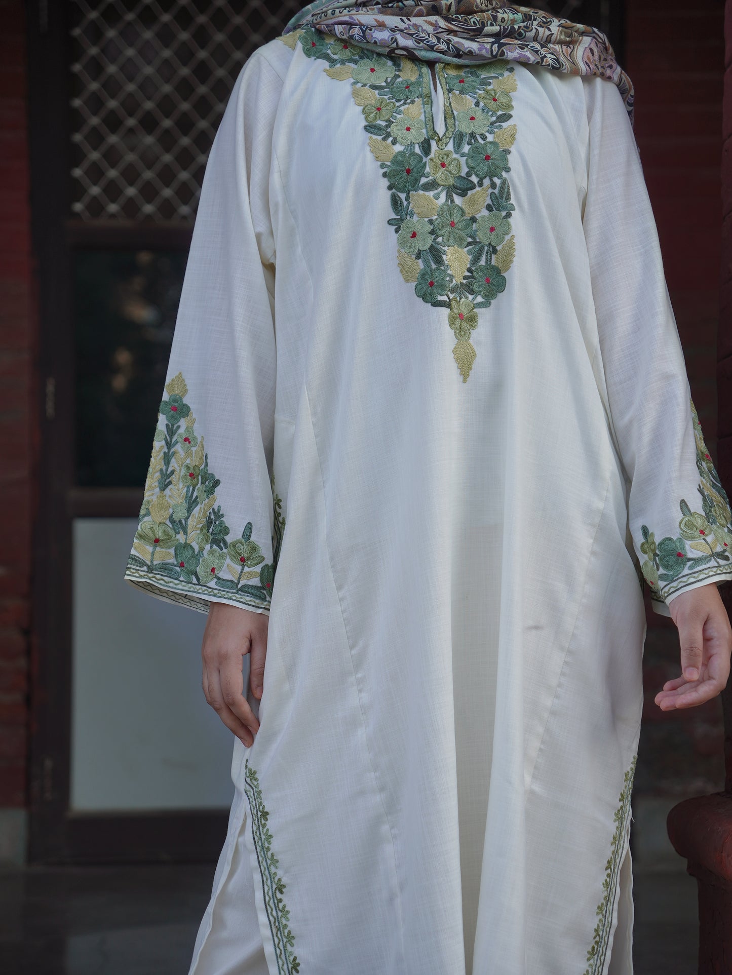Koh - e - Gul  | Off White Cotton Pheran |
